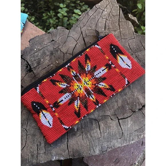 Handmade Southwestern Beaded hand bag - Picture 6 of 11